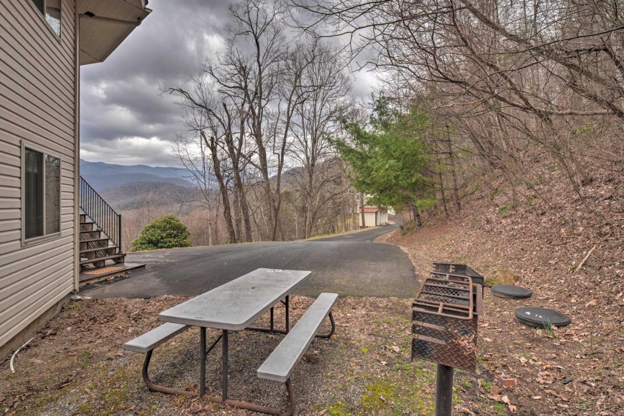 Charming Burnsville Apt With Mountain Views And Deck! Esterno foto